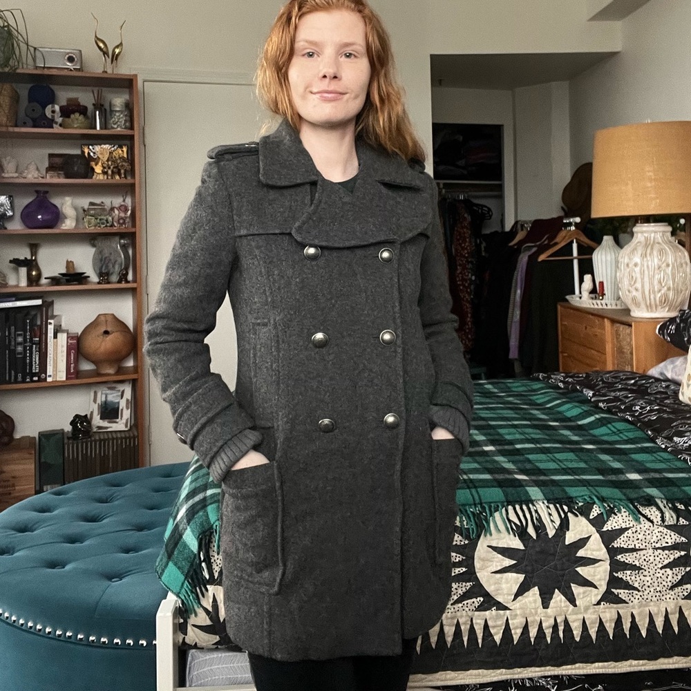 Aritzia Community Wool Peacoat - Picture 4 of 16